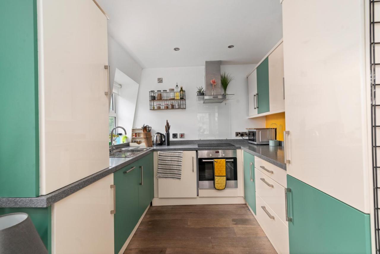 לונדון Guestready - Artsy Penthouse In Heart Of The City מראה חיצוני תמונה